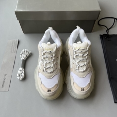 Balenciaga Sneakers